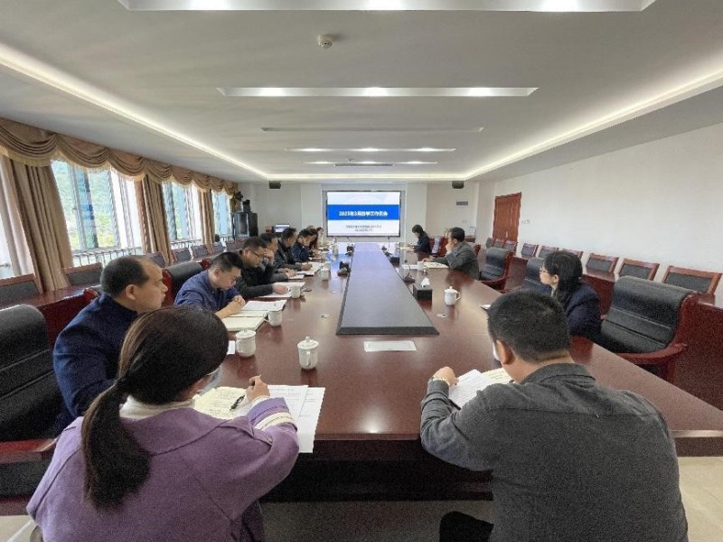 学校召开三月份教学工作例会